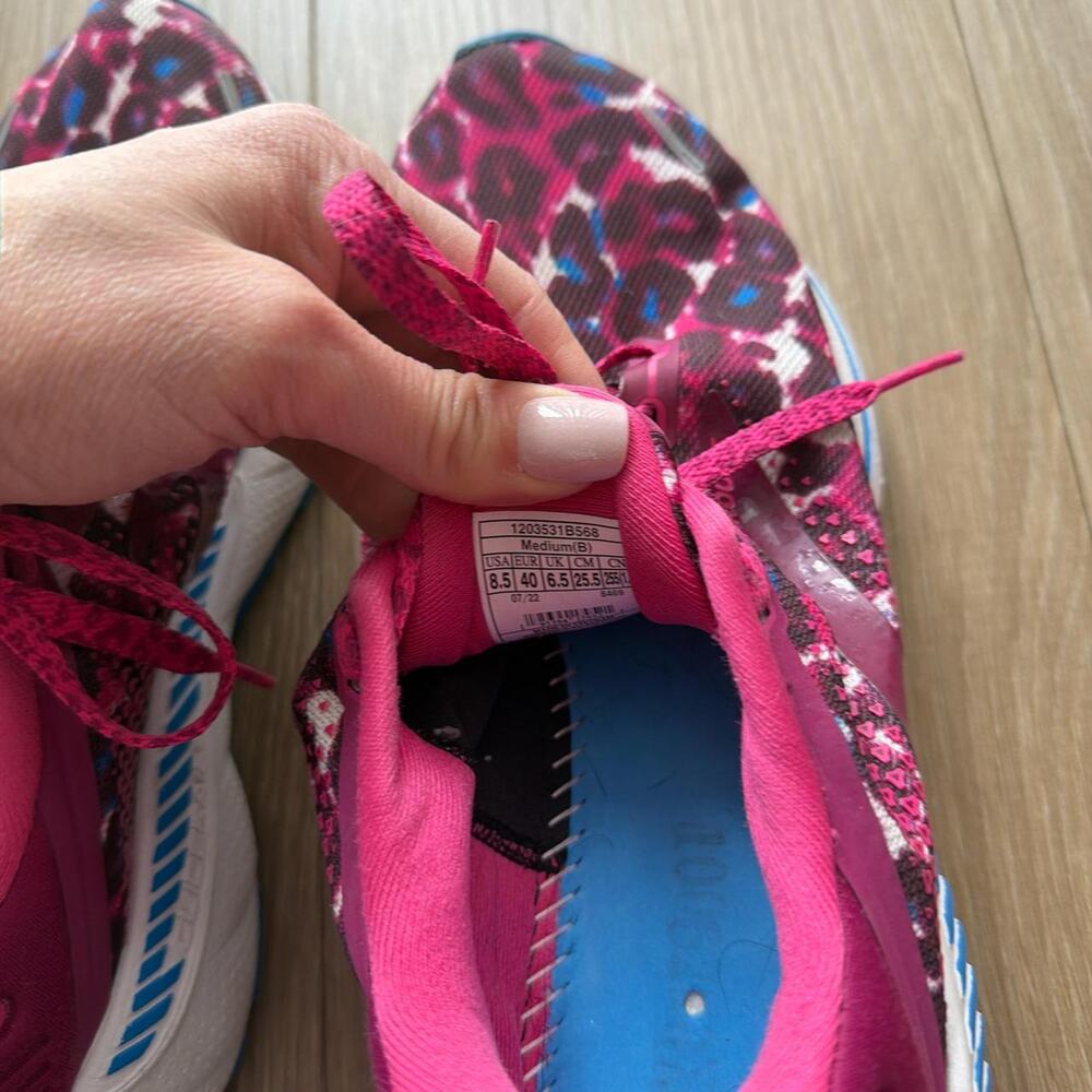 Brooks adrenaline gts 22 pink Size 8.5 - Picture 3 of 7